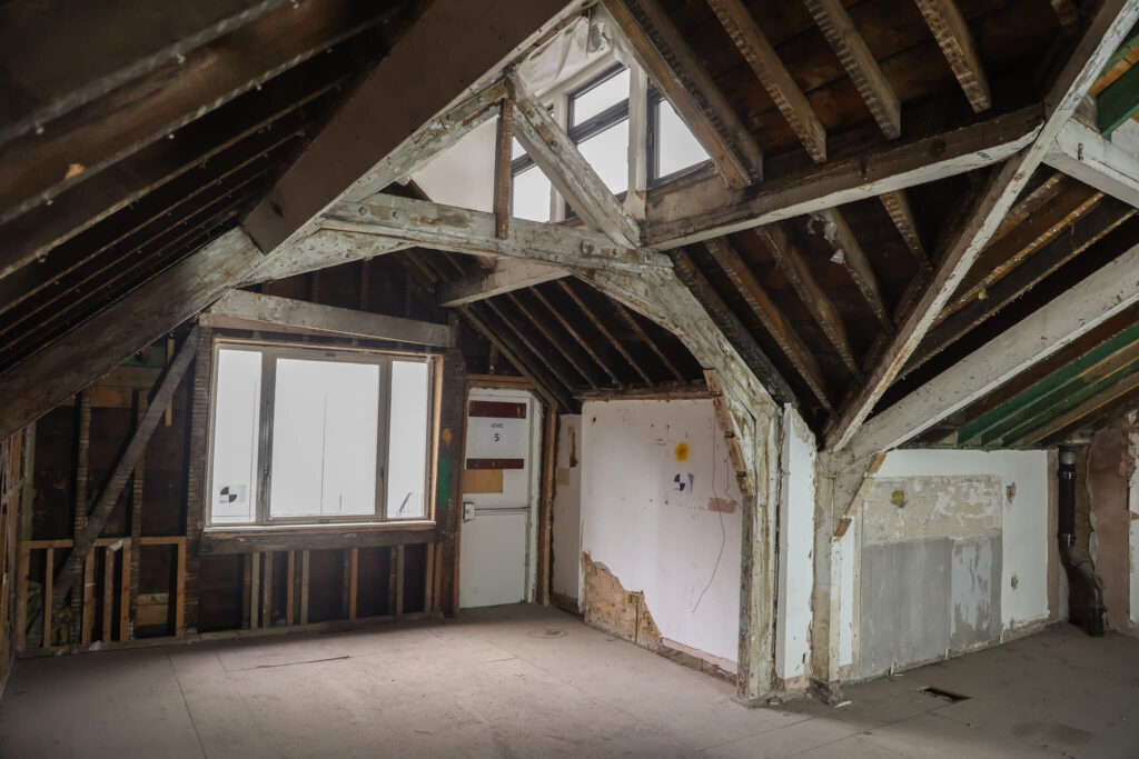 14-18 Copthall Avenue--01